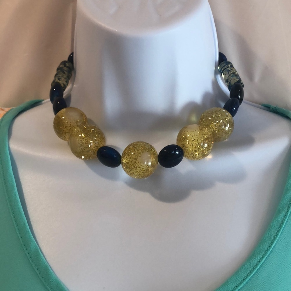 Teng Yue Choker